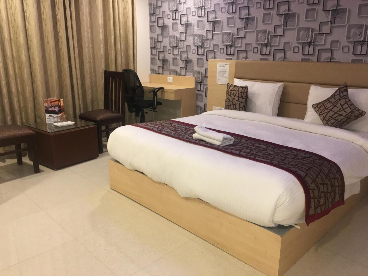 Hotel Airport D'Capitol New Delhi Exterior photo